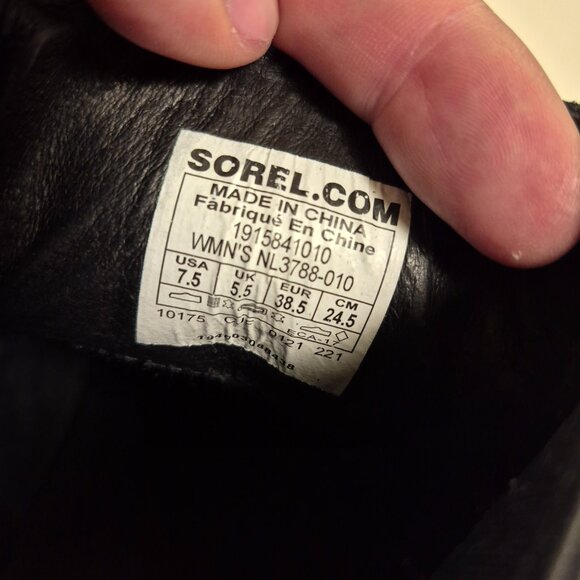 SOREL Heeled Ankle Boots - Picture 10 of 14